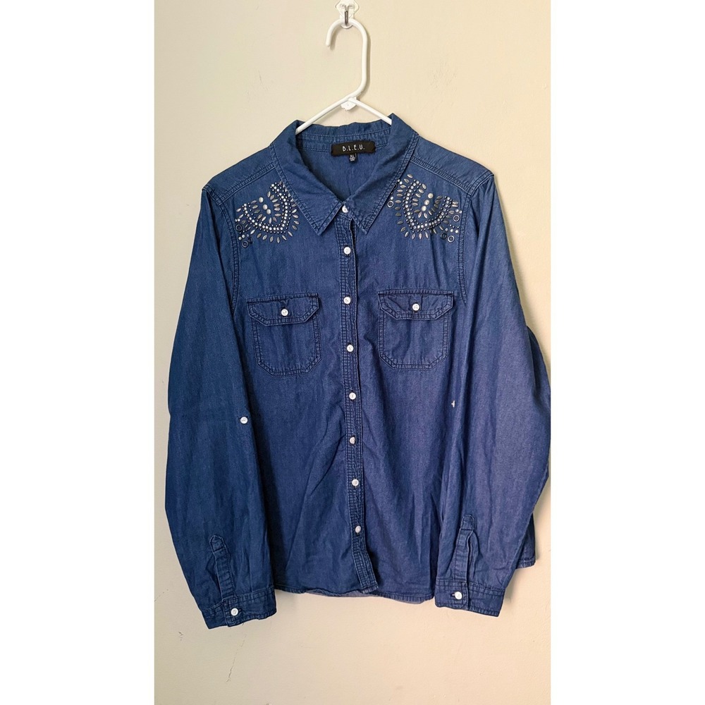 B.L.E.U. Denim Shirt XL Embellished Western Style Long Sleeve Button Down XL